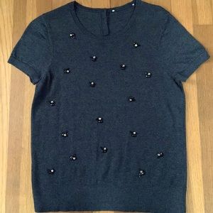 ❄️Loft dark gray short sleeve sweater with jeweled details. Size S.